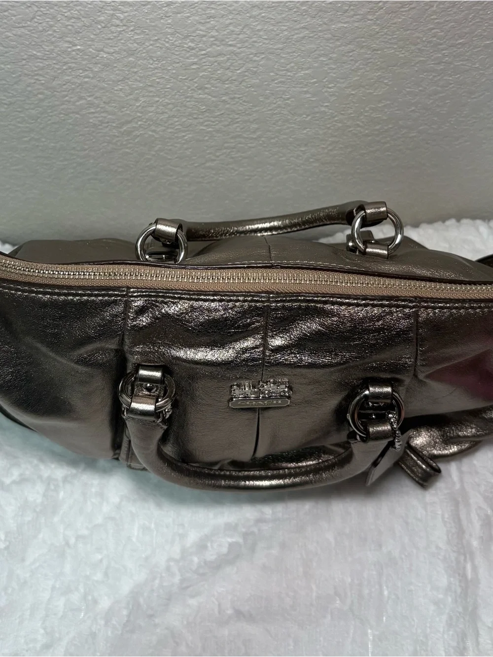 🩶 Coach Metallic Silver Satchel Handbag with Crossbody Strap G1293-21252